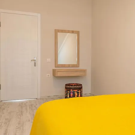 아파트 Demirel Apart 4 *