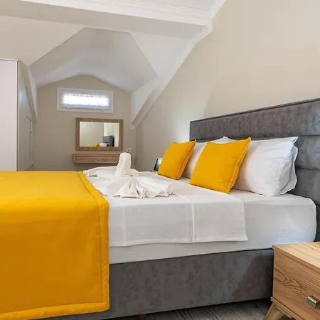 Demirel Apart 4 *
